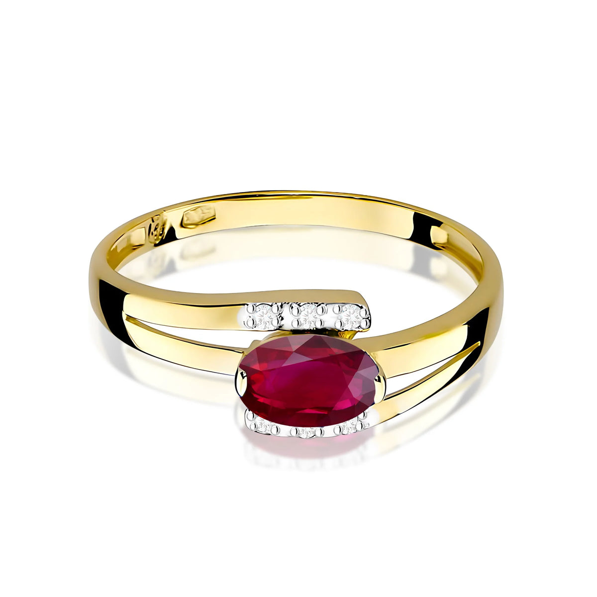 Bypass-Ring aus 585er Gelbgold mit ovalem Rubin 0,60 ct und Diamanten 0,052 ct