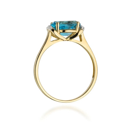 gold-ring-with-1-70ct-topaz-and-0-04ct-diamonds-w0148-tob-01
