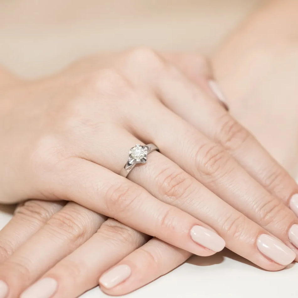 gold-ring-with-0-50ct-diamond-w0155-diw-06