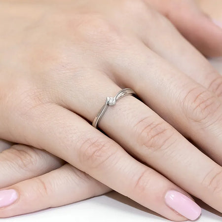 gold-ring-with-0-04ct-diamond-w0181-diw-01