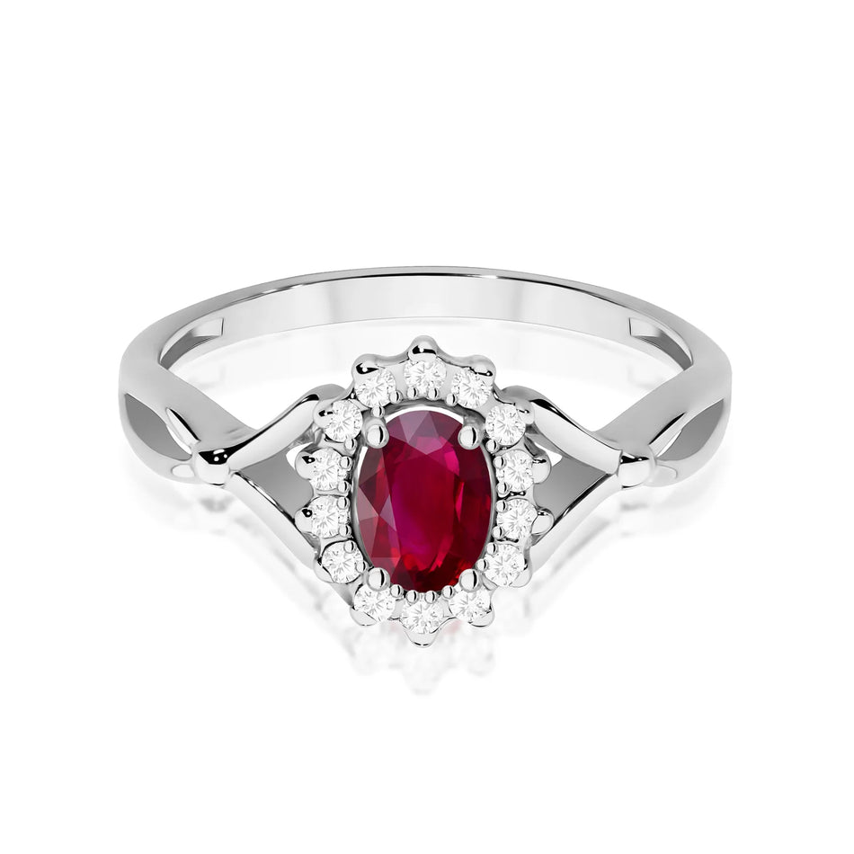 Ring aus Weißgold mit 0,60 ct Rubin und 0,12 ct Diamanten
