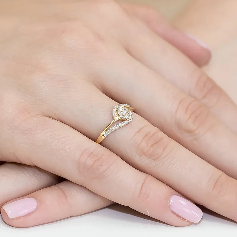 gold-ring-with-0-166ct-diamonds-w0184-diw-01