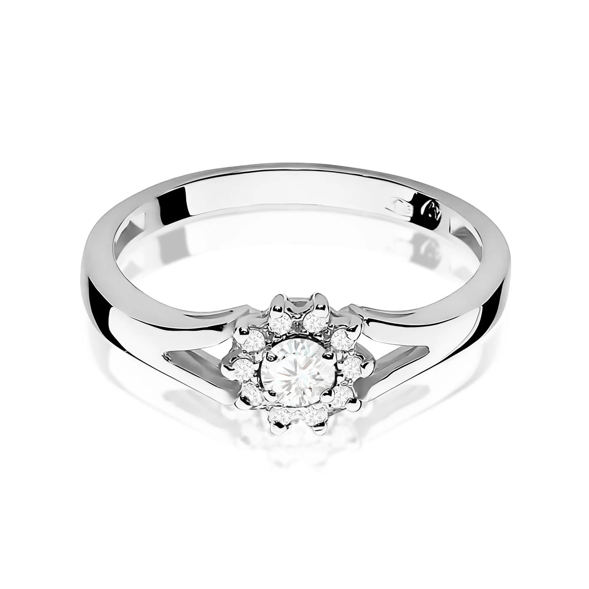 Diamantring zur Verlobung aus 585er Weißgold