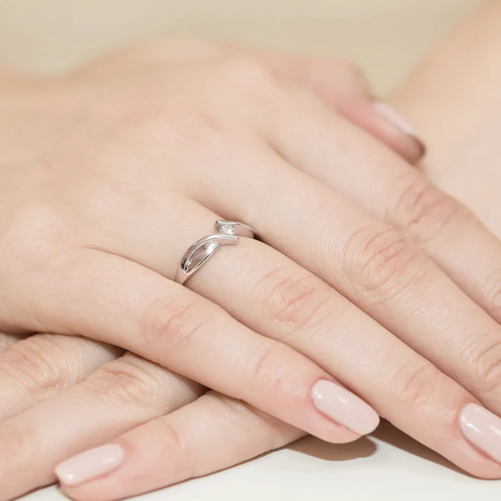 gold-ring-with-0-10ct-diamond-w0191-diw-03