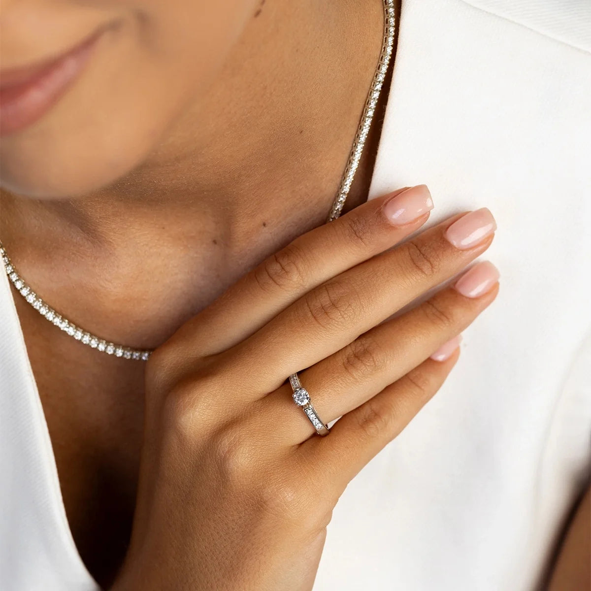 goldring-mit-0-30-ct-und-0-116-ct-diamanten-w0198-diw-01