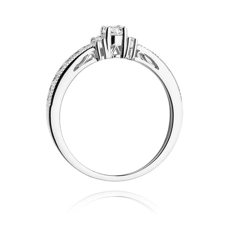 Diamantring zur Verlobung aus 585er Weißgold