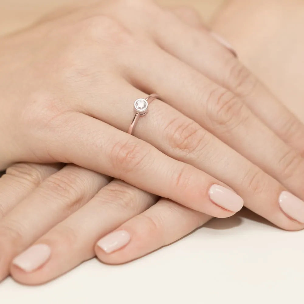 gold-ring-with-0-30ct-diamond-w0224-diw-04