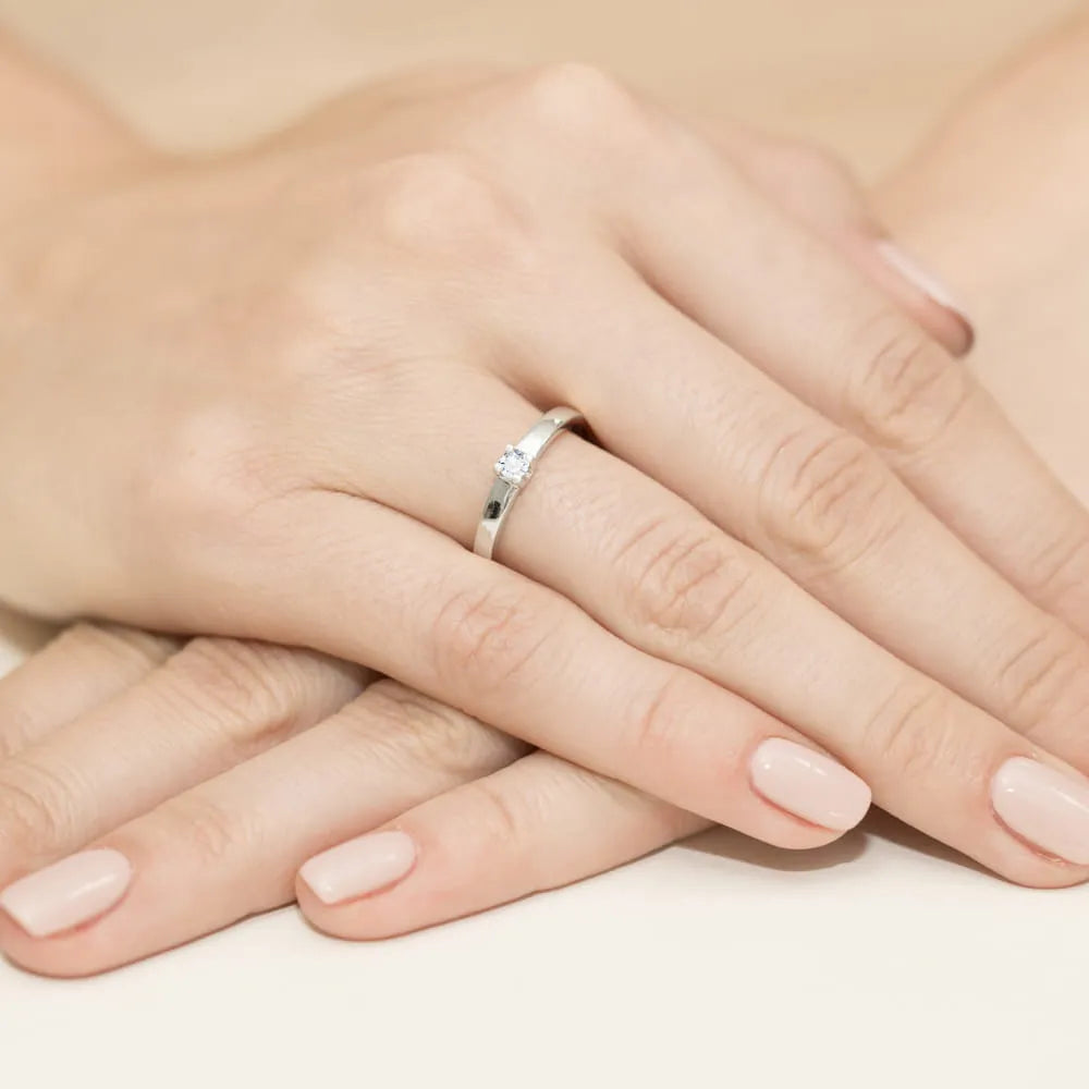 gold-ring-with-0-12ct-diamond-w0225-diw-03