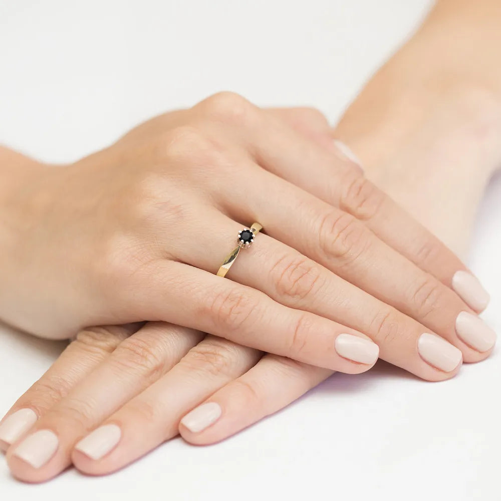 goldring-mit-0-30ct-schwarzem-diamant-w0228-dib-05