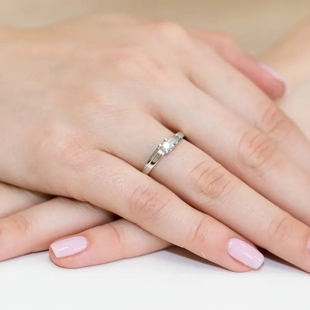 gold-ring-with-0-12ct-diamond-w0246-diw-01