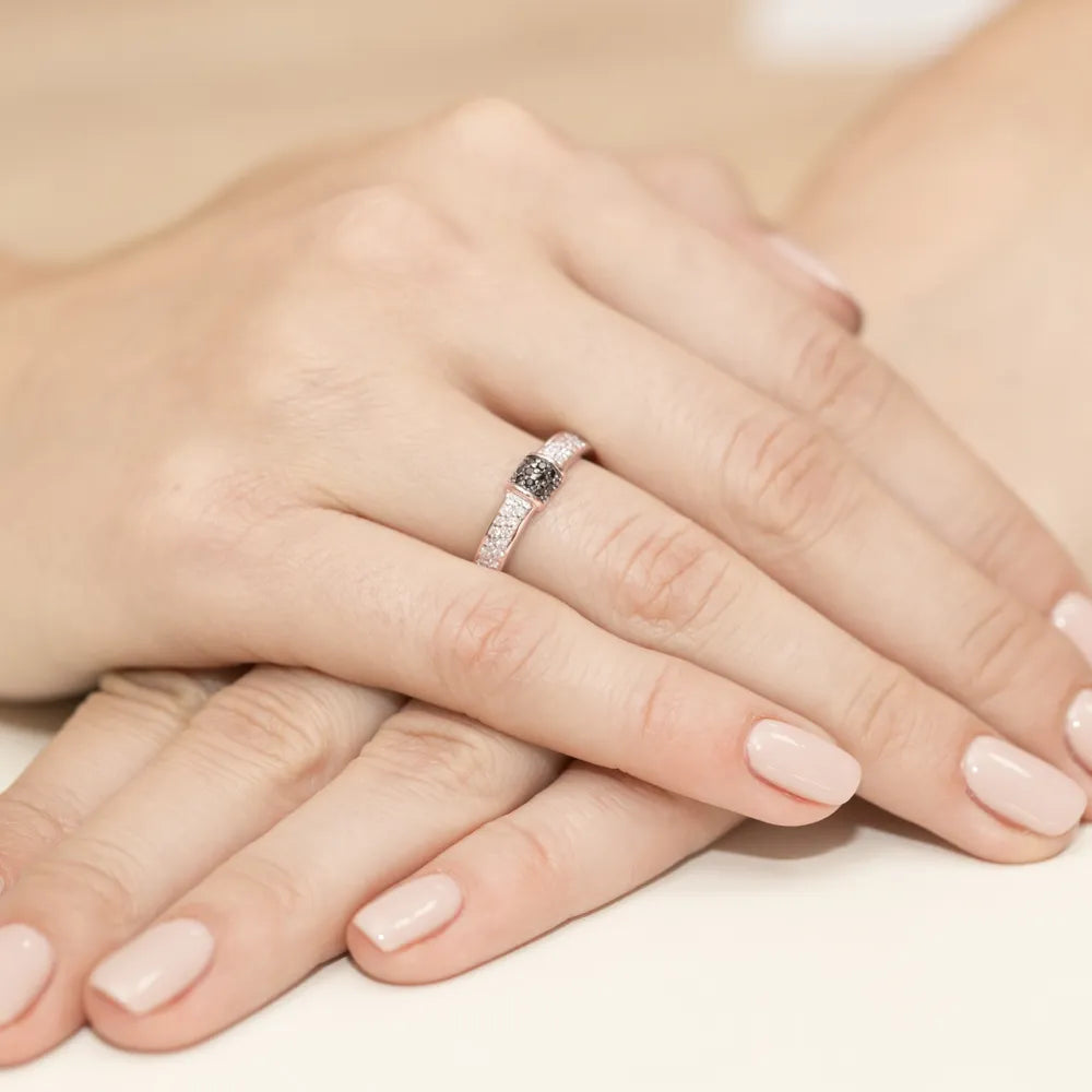 gold-ring-set-with-0-19ct-black-and-white-diamonds-w0297-xxx-01