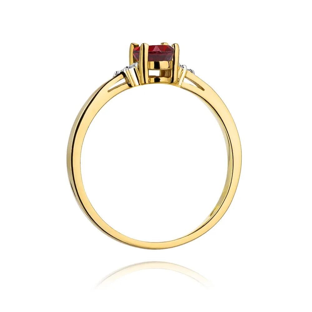 gold-ring-with-0-60ct-ruby-and-0-052ct-diamonds-w0301-rur-01
