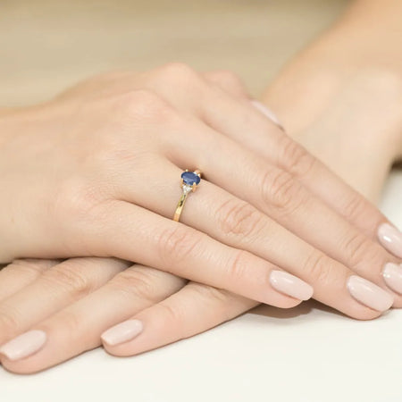 gold-ring-with-0-40ct-tansanit-and-0-052ct-diamonds-w0301-tap-01