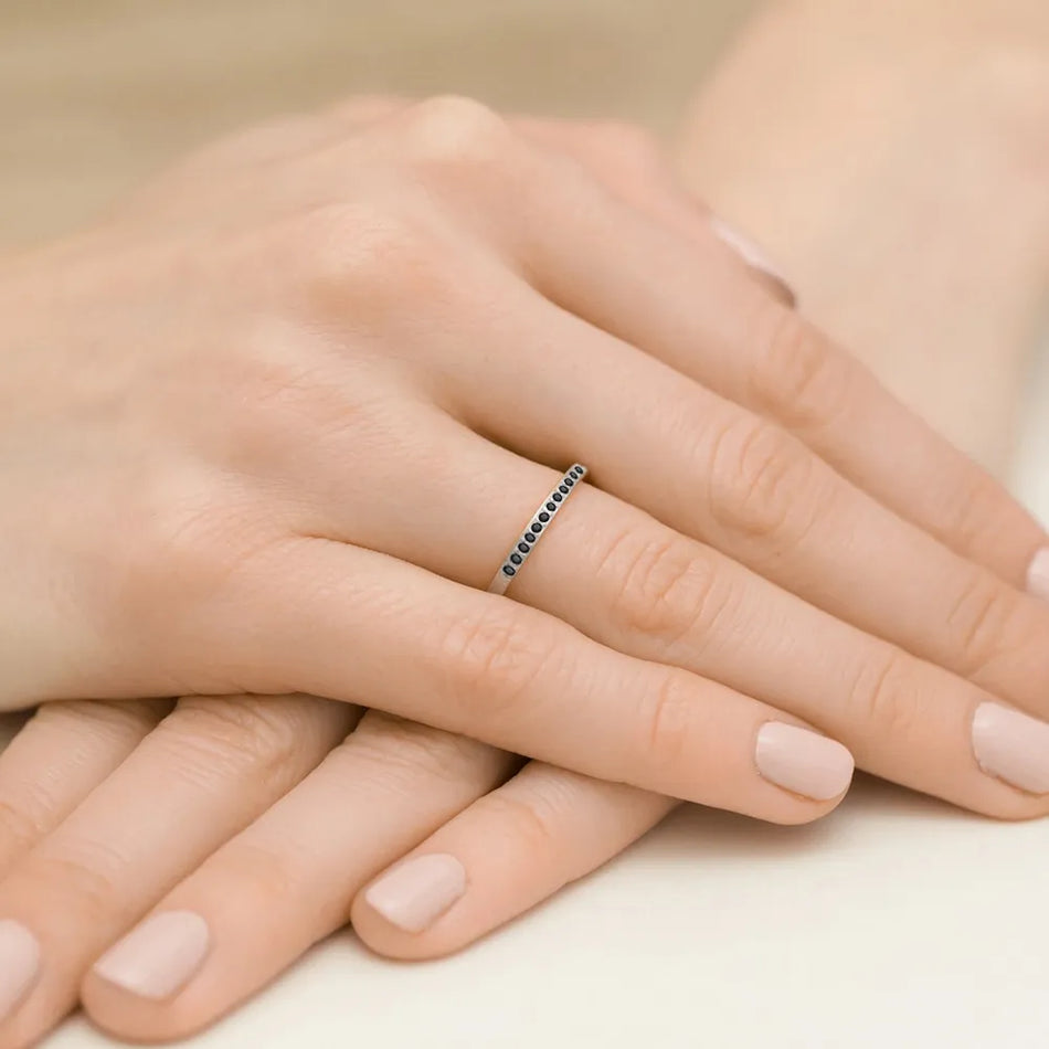 goldring-mit-0-085ct-schwarzen-diamanten-w0306-dib-01
