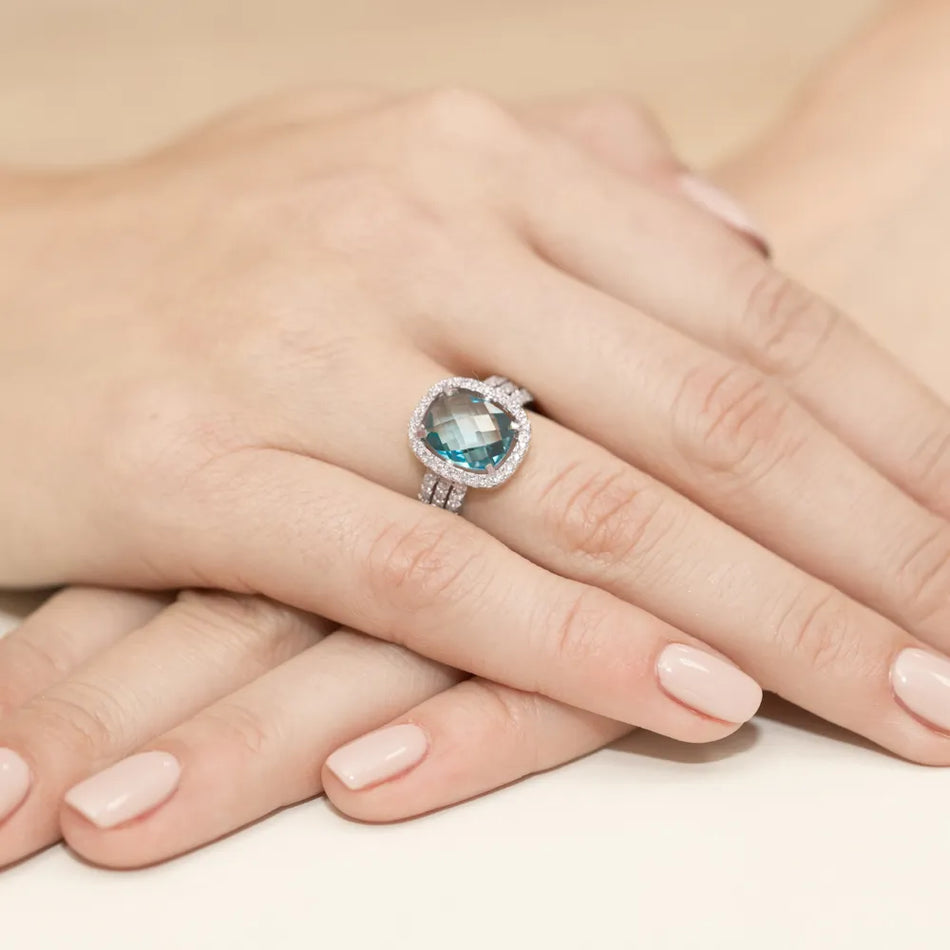 Goldring mit 3,00 ct Topas und 0,315 ct Diamanten W0313-TOB-01