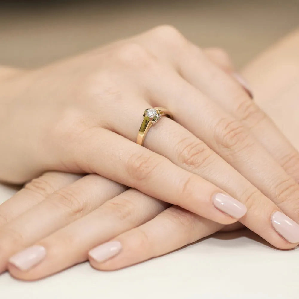 gold-ring-with-0-30ct-diamond-w0320-diw-07