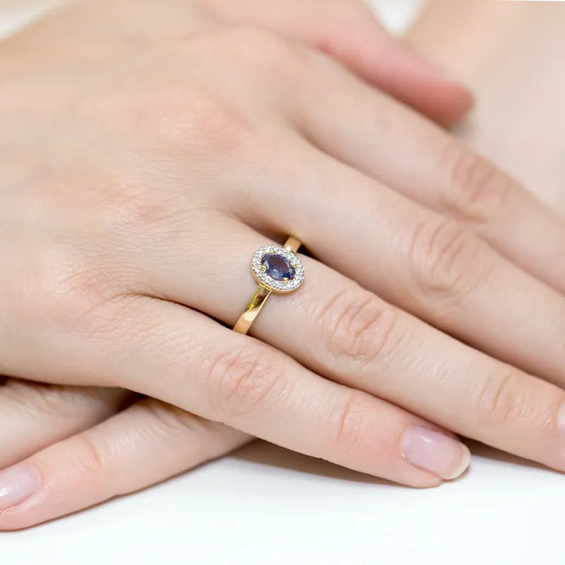 goldring-mit-0-70ct-saphir-und-0-08ct-diamanten-w0330-sab-01