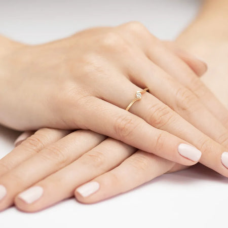 gold-ring-with-0-09ct-diamond-w0332-diw-01