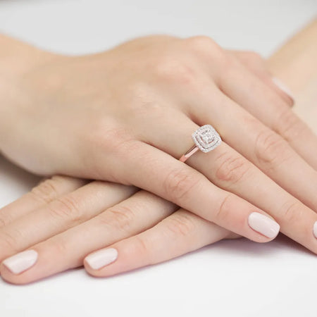 gold-ring-with-0-30ct-and-0-20ct-diamonds-w0345-diw-01