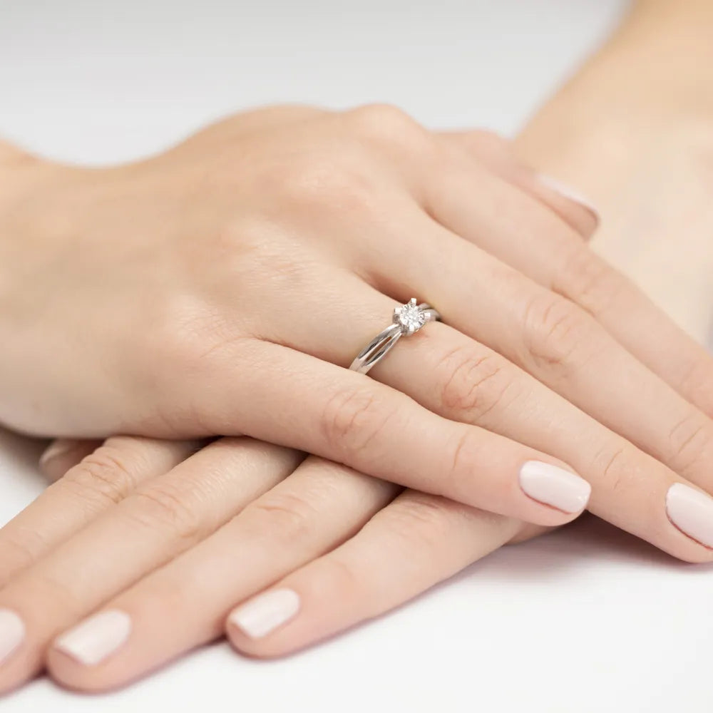 gold-ring-with-0-08ct-diamond-w0360-diw-01