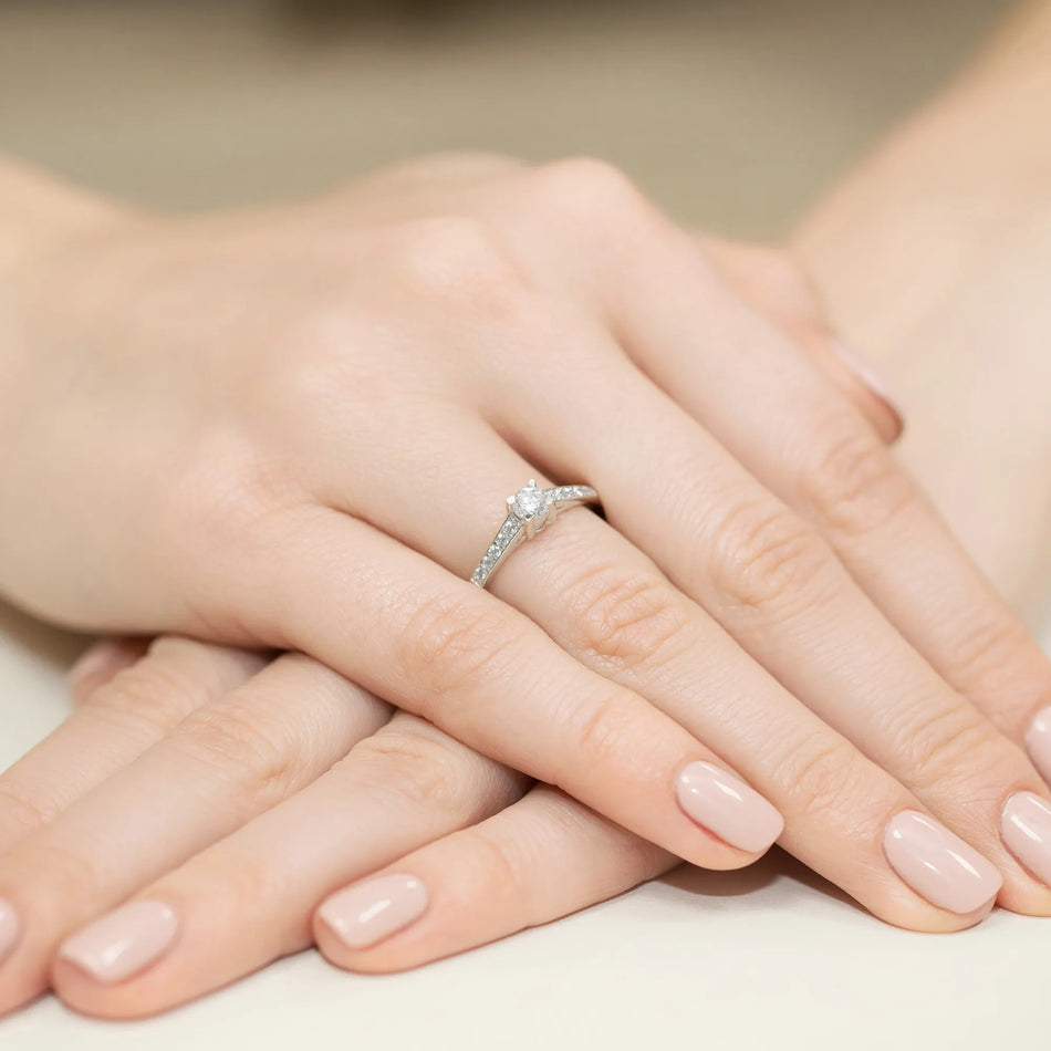 goldring-mit-0-30ct-und-0-145ct-labor-diamanten-w0364-ldw-01