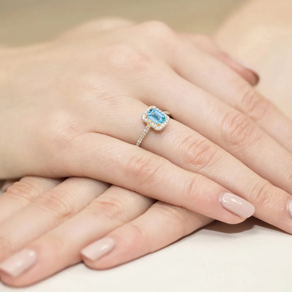 goldring-mit-0-65ct-topas-und-0-19ct-diamanten-w0403-tob-01