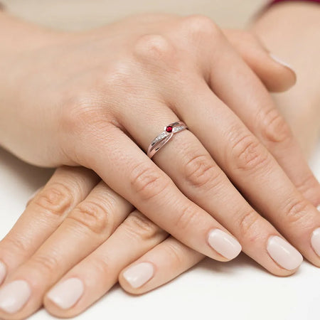 gold-ring-with-0-15ct-ruby-and-0-03ct-diamonds-w0415-rur-01