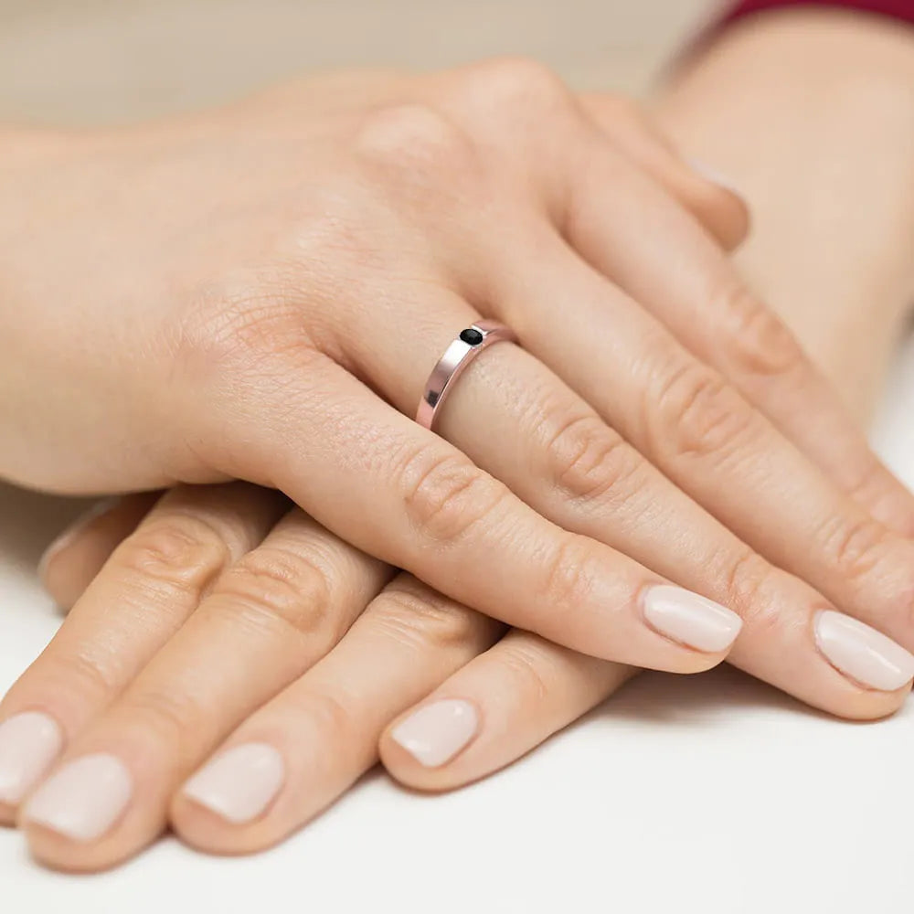 gold-ring-with-0-12ct-black-diamond-w0432-dib-01