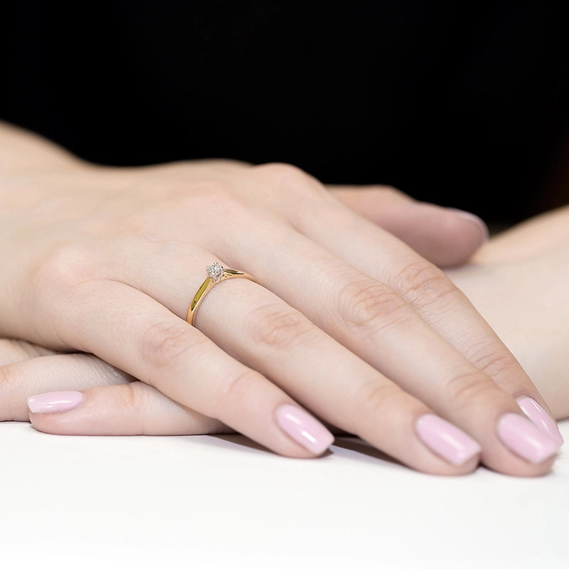 8k-gold-ring-with-zirconia-w045-333-c