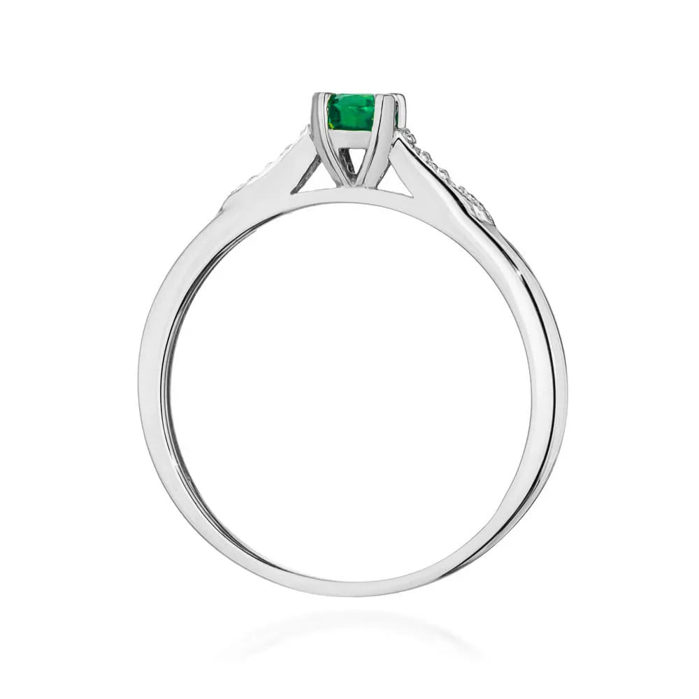 goldring-mit-0-30ct-smaragd-und-0-03ct-diamanten-w0466-emg-01
