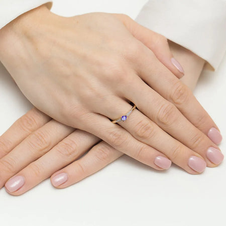 gold-ring-with-0-35ct-tansanit-and-0-03ct-diamonds-w0466-tap-01