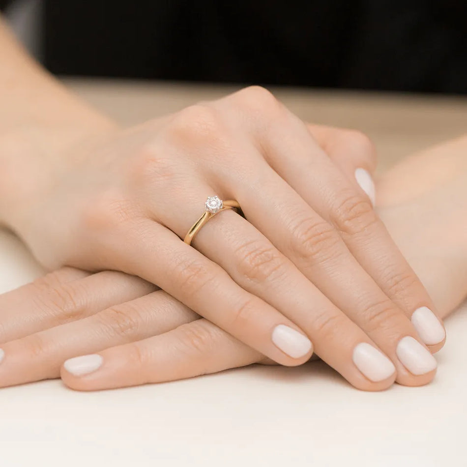 gold-ring-with-0-08ct-diamond-w0468-diw-01