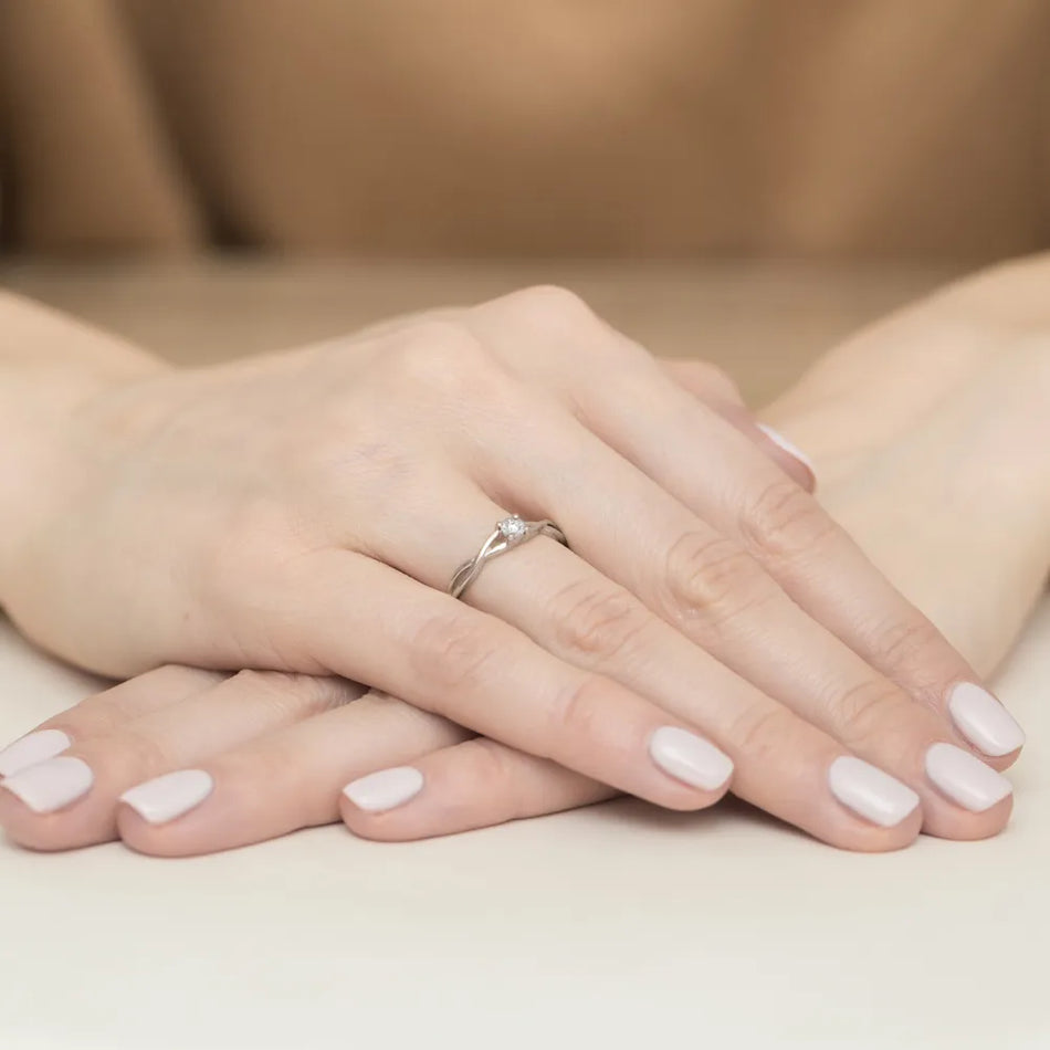 goldring-mit-0-03ct-diamant-w0470-diw-01