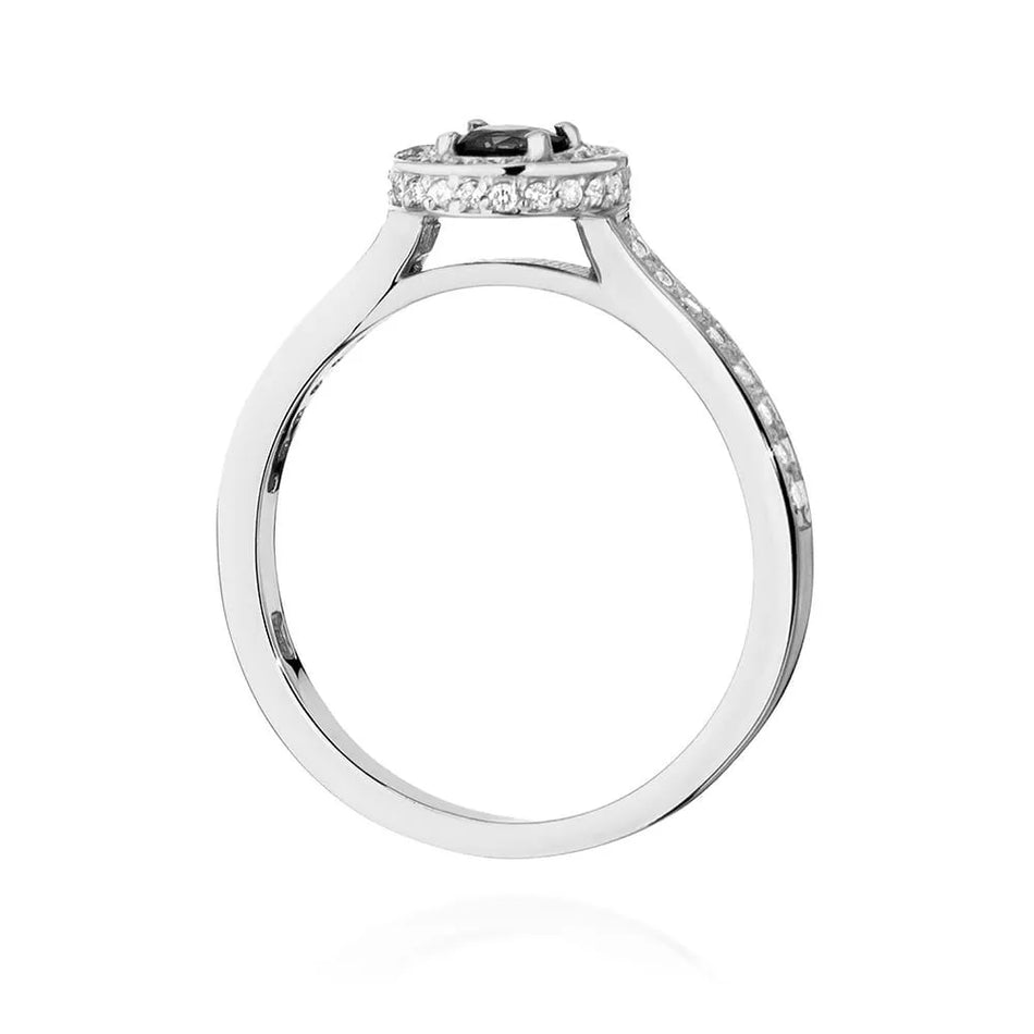 goldring-mit-0-30ct-schwarzem-diamant-und-0-343ct-seitendiamanten-w0559-dib-01