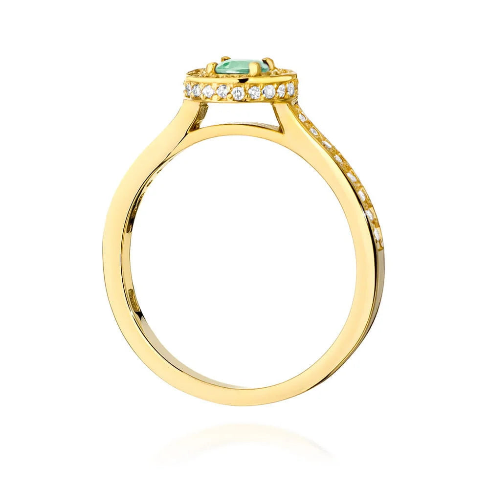 gold-ring-with-0-30ct-emerald-and-0-343ct-sideline-diamonds-w0559-emg-01