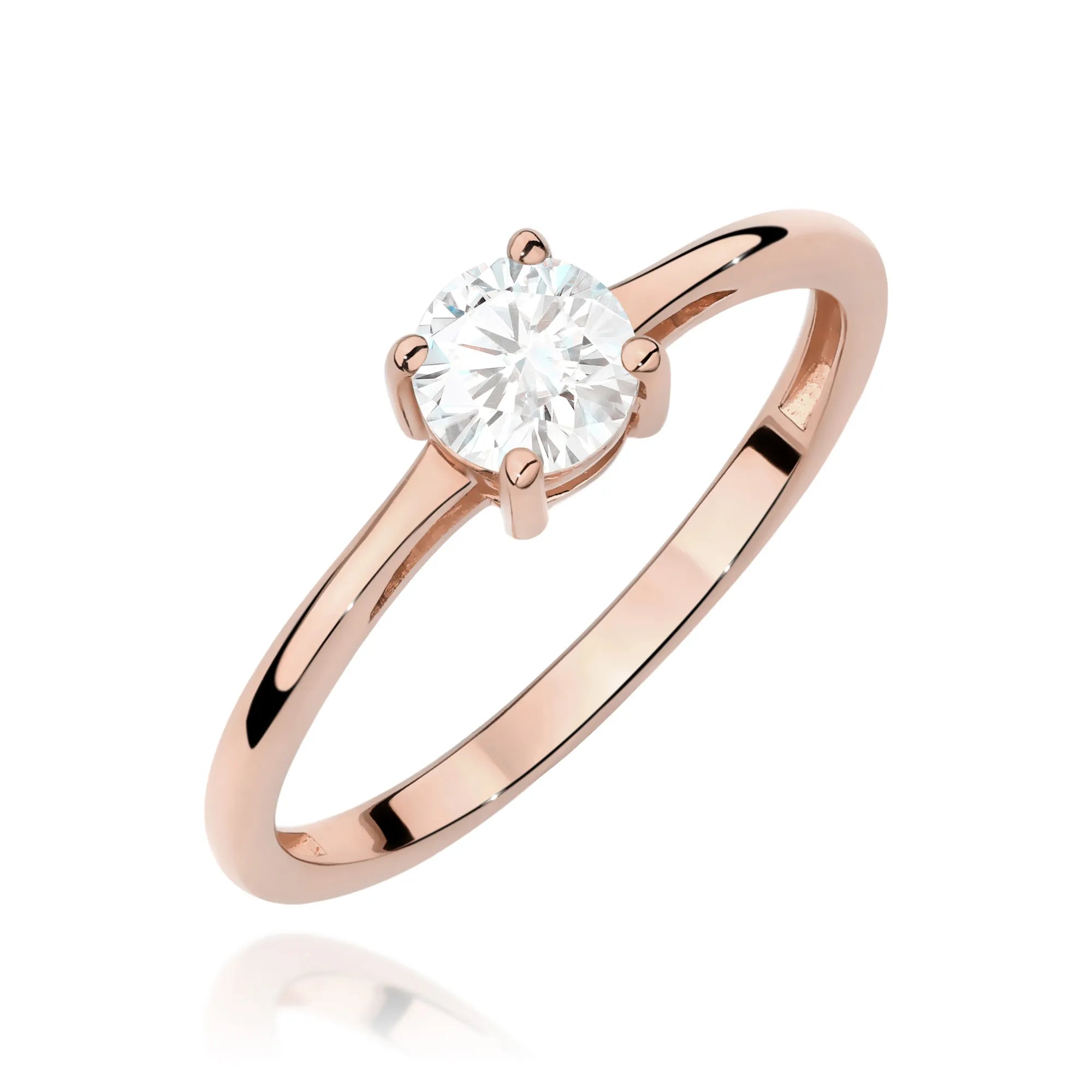 gold-ring-with-0-60ct-white-sapphire-w0656-saw-01