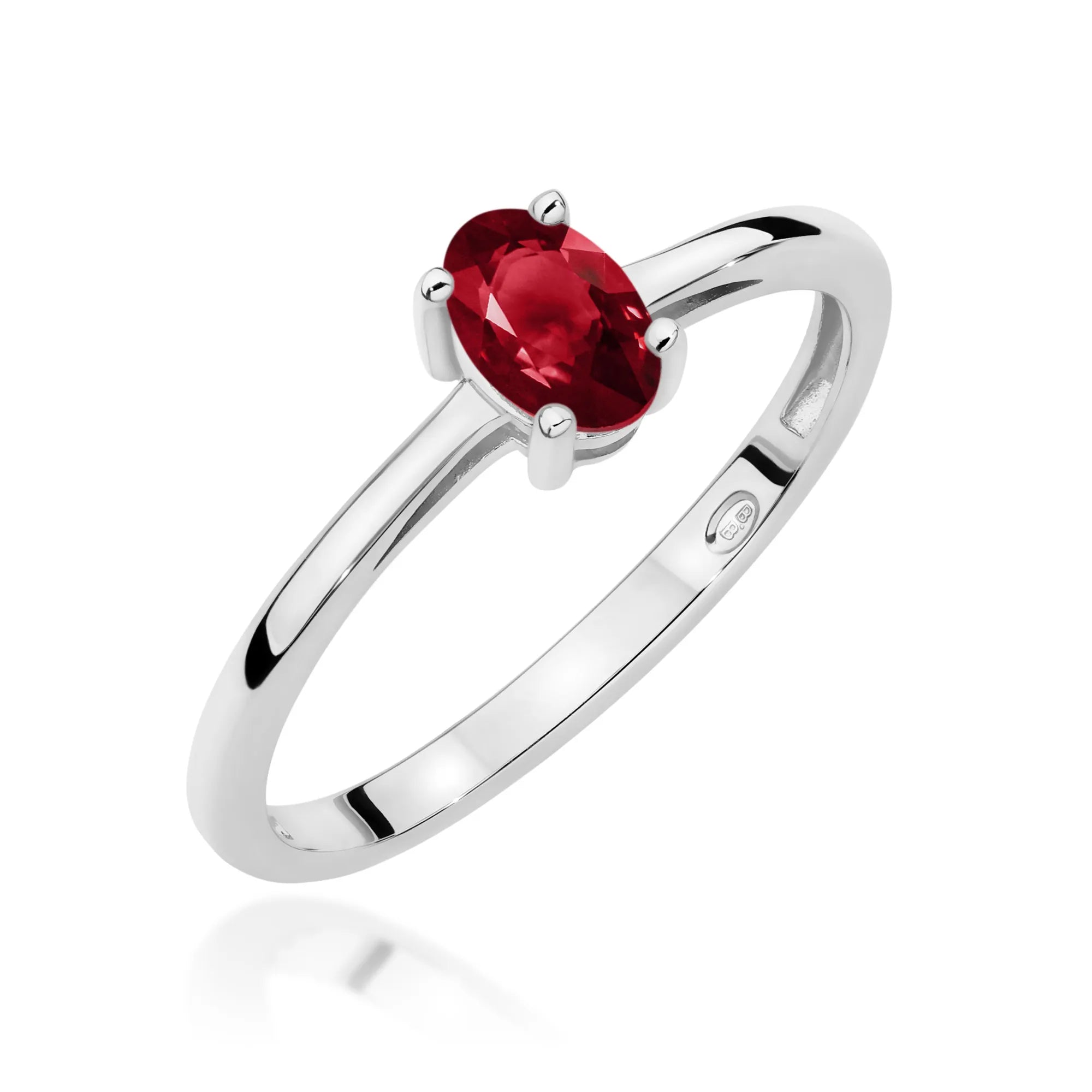 gold-ring-with-0-50ct-garnet-w0685-gar-01