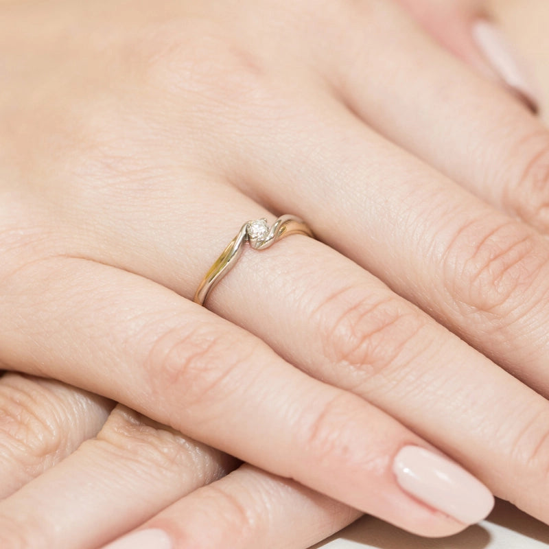 8k-gold-ring-with-zirconia-w211-333-c