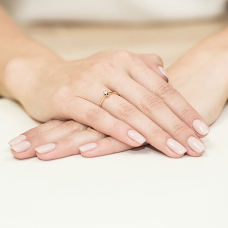 8k-gold-ring-with-zirconia-w220-333-c