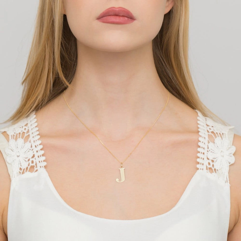 Großer Gelbgold-Anhänger mit Initiale „J“ und Diamant