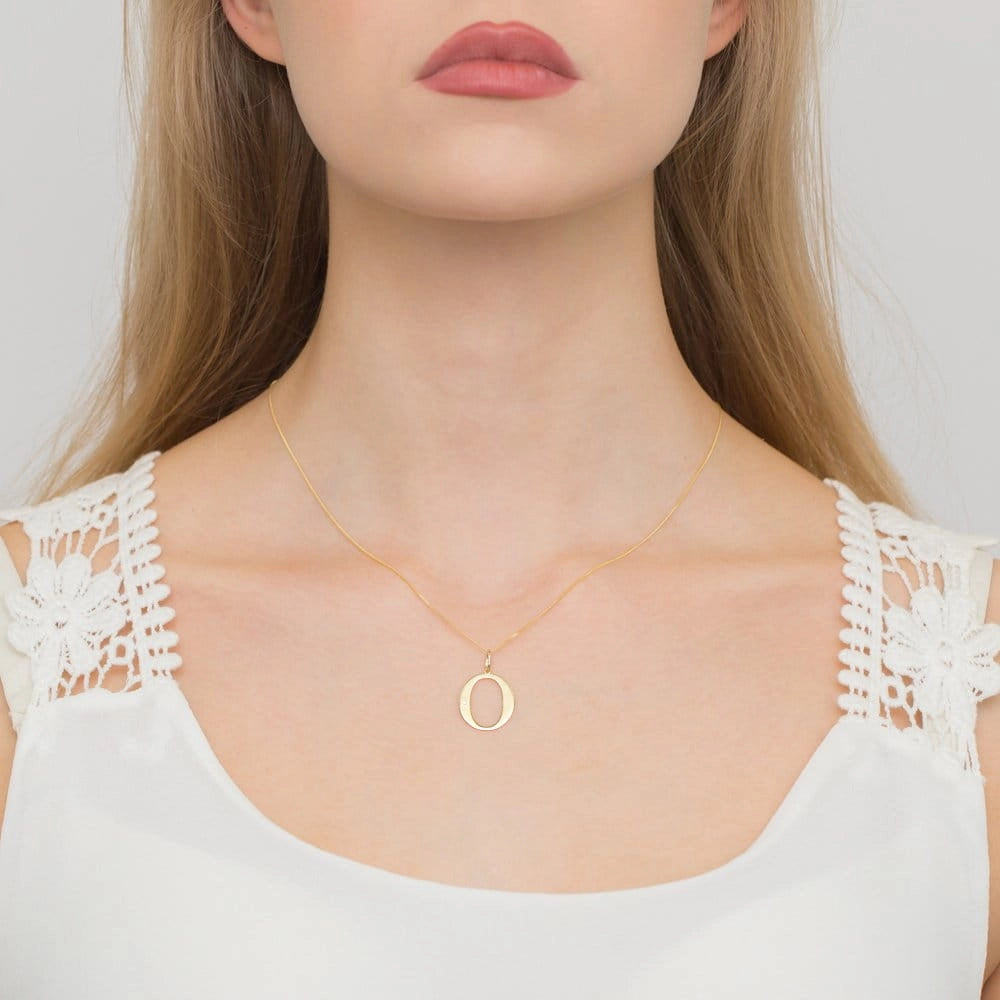 Großer Gelbgold-Anhänger mit Initiale „O“ und Diamant