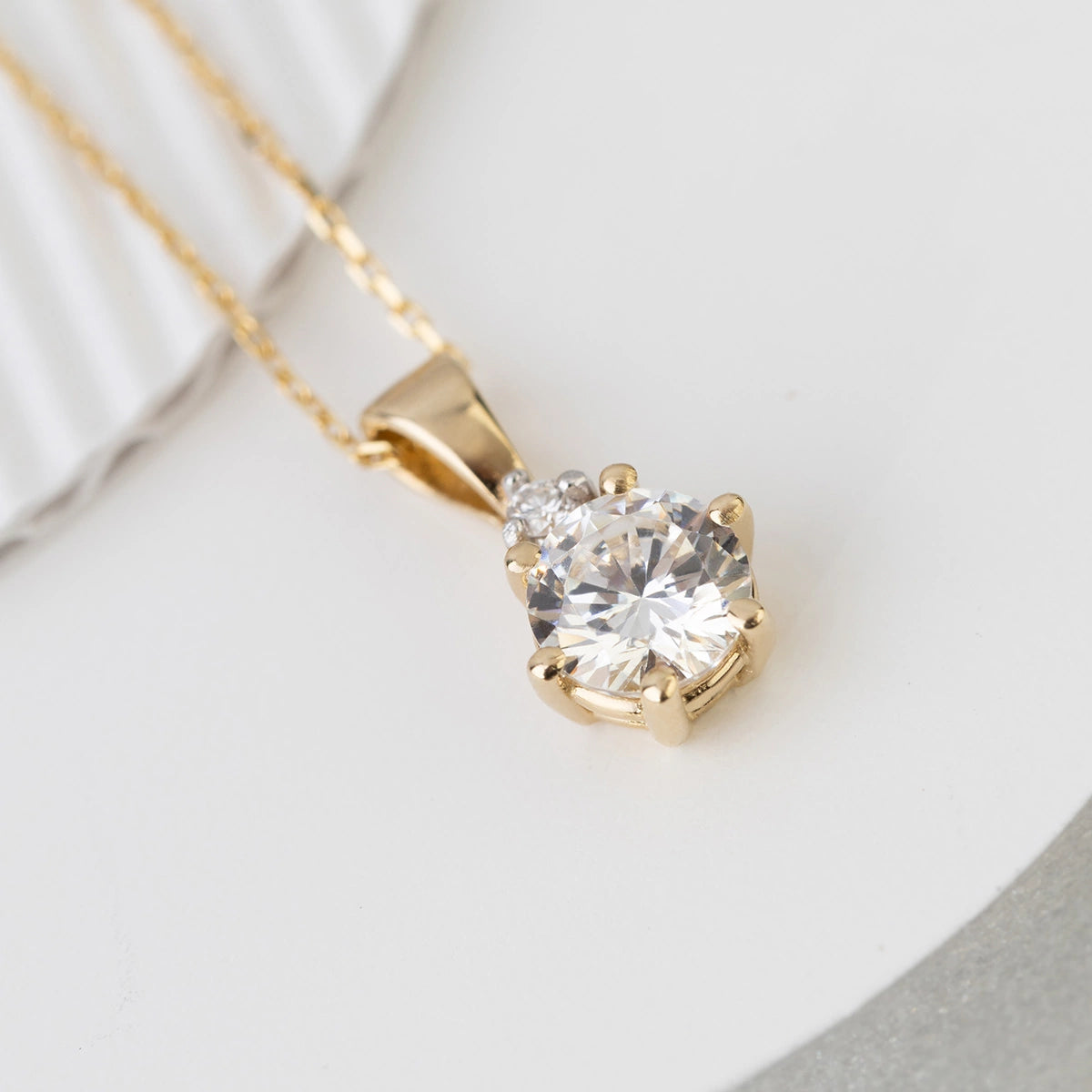 goldanhänger-mit-0-50ct-labor-diamant-und-0-015ct-labor-diamanten-z0076-ldw-01