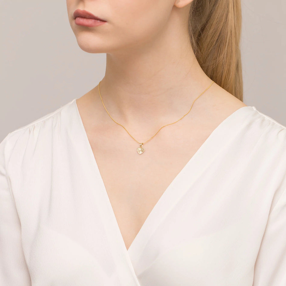 Goldkette mit durchbrochenem, diamantgeschliffenem Herz-Anhänger
