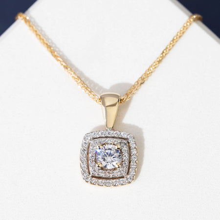 gold-pendant-with-0-30ct-lab-diamond-and-0-20ct-lab-diamonds-z0506-ldw-01
