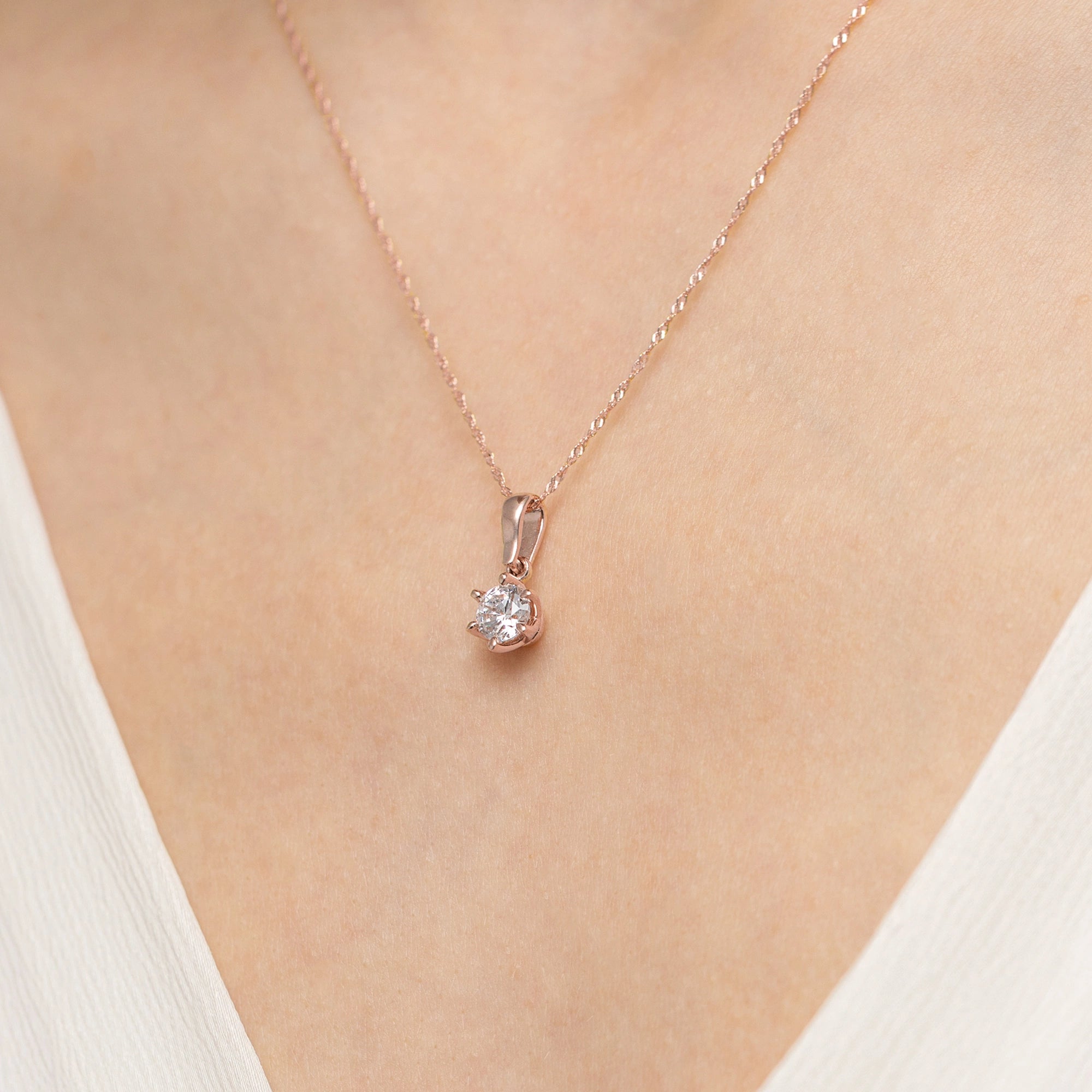 gold-pendant-with-0-70ct-lab-diamond-z0575-ldw-04