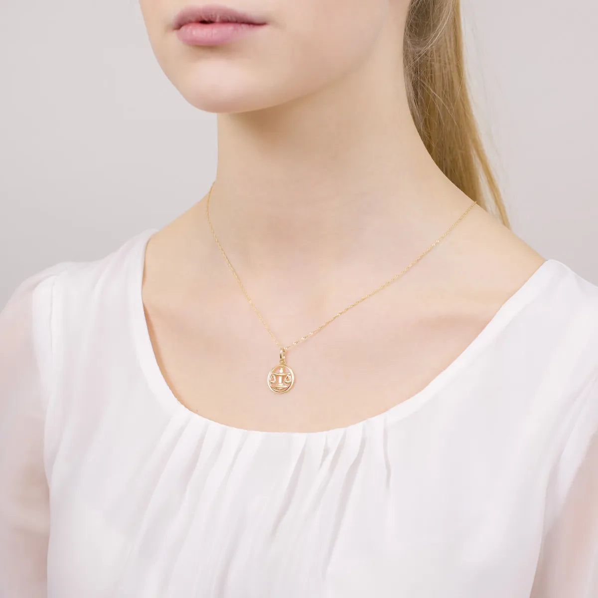 gold-pendant-zodiac-sign-sagittarius-z371-585-strzelec