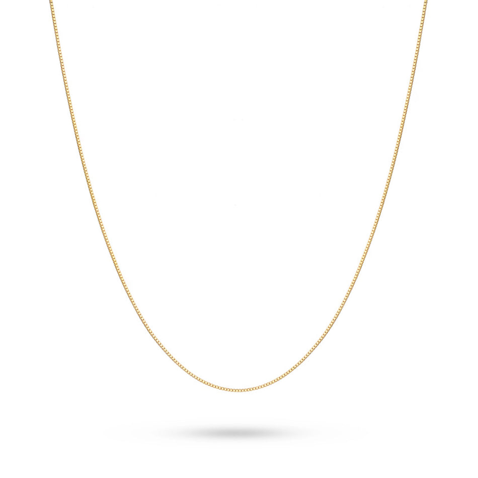 This 8-carat gold chain with a anchor weave is an exclusive accessory. Perfect for a gift.