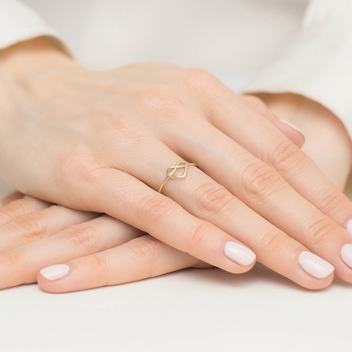 Gold 14k(585) heart-shaped ring.  Is packaged in an elegant box, which is perfect for giving as a gift. 